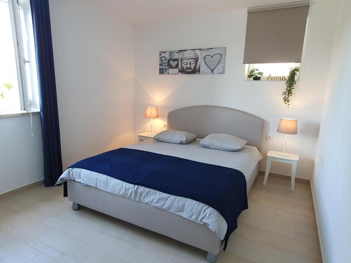 Apartmani Melanie Poreč Exterior foto
