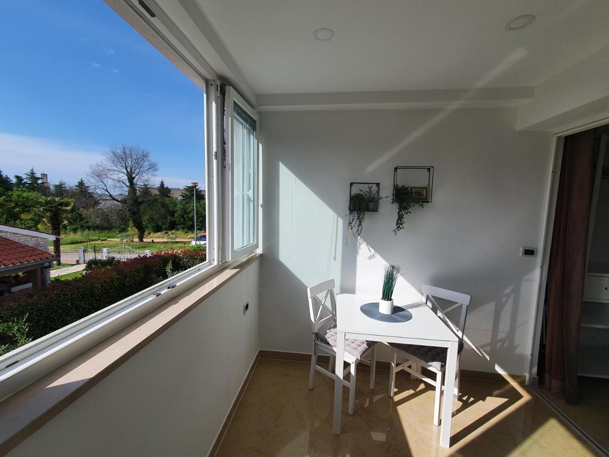 Apartmani Melanie Poreč Exterior foto